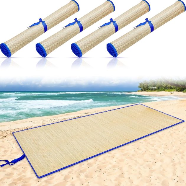 4-Pack Foldable Straw Waterproof Picnic Mat